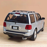 [Welly] 1:18 Lincoln 2005 Navigator Silver Model Car Die-Cast