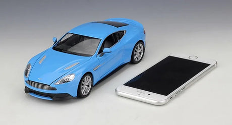[Welly] 1:24 Aston Martin 2015 Vanquish modelauto Die-Cast