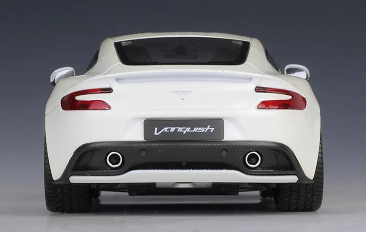 [Welly] 1:24 Aston Martin 2015 Vanquish Model Car Die-Cast