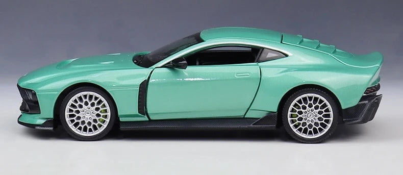 [Welly] 1:24 Aston Martin 2022 Valour Model Car Die-Cast