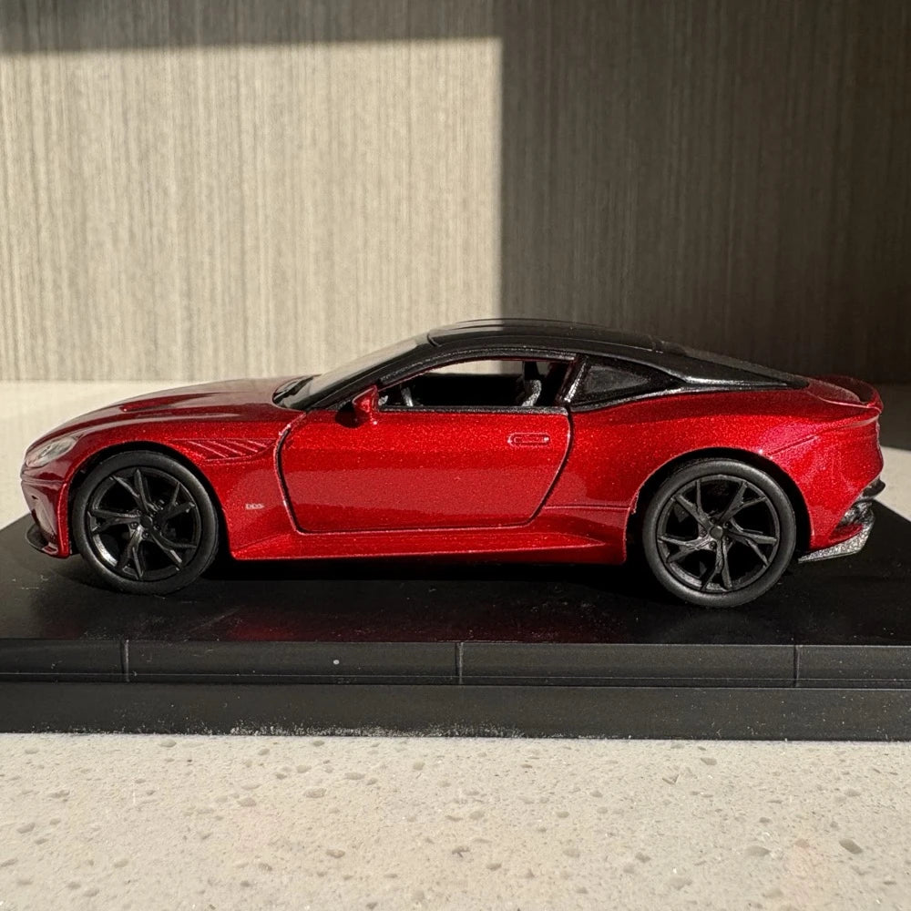 [Welly] 1:36 Aston Martin 2019 DBS Superleggera Red Model Car Die-Cast