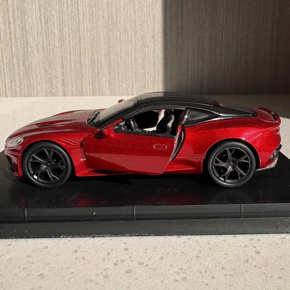 [Welly] 1:36 Aston Martin 2019 DBS Superleggera Red Model Car Die-Cast