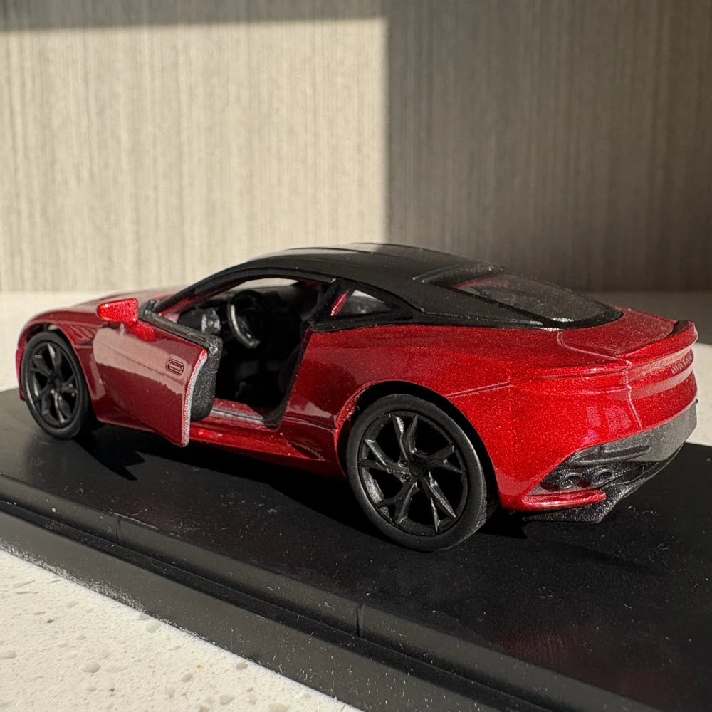 [Welly] 1:36 Aston Martin 2019 DBS Superleggera Red Model Car Die-Cast